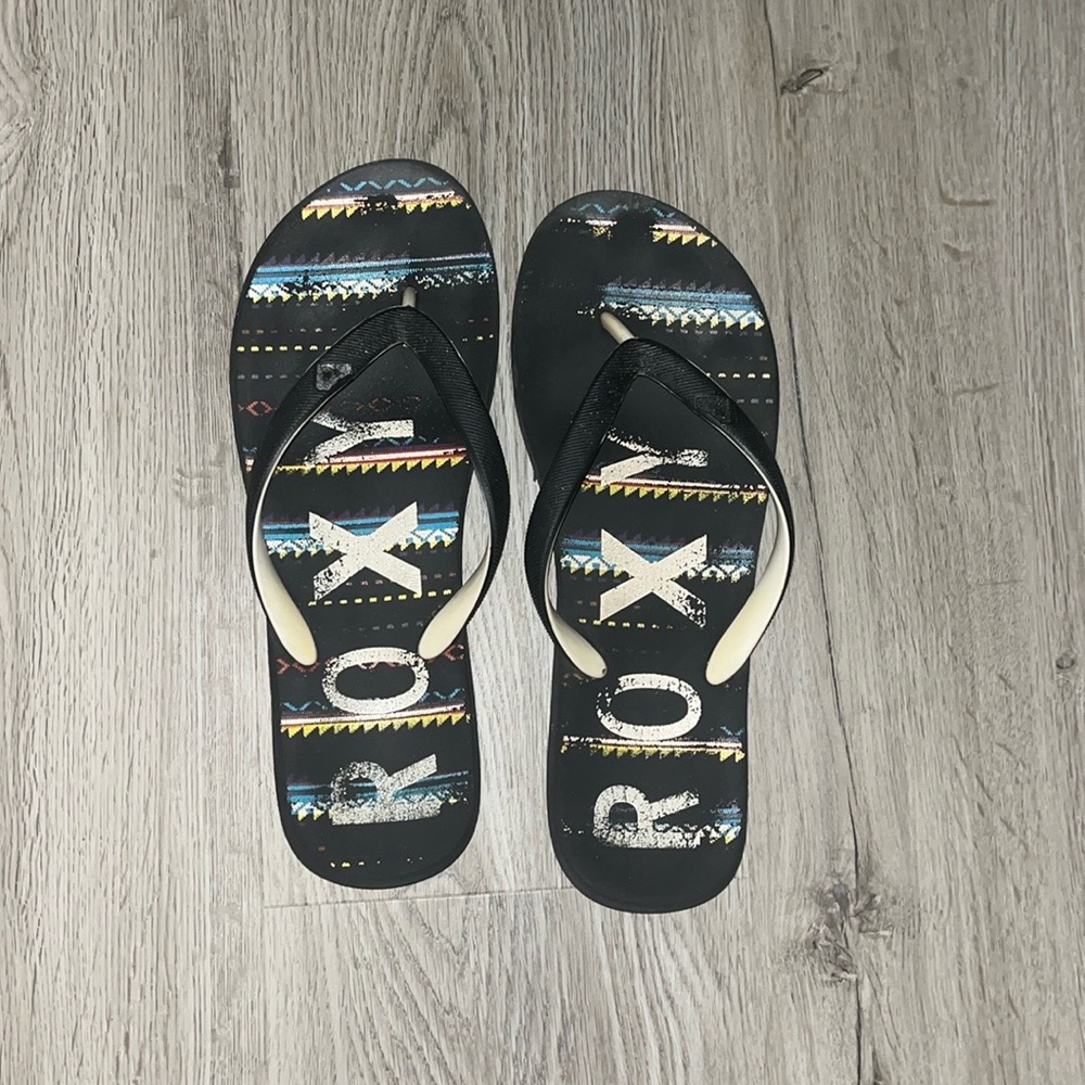 roxy flip flops